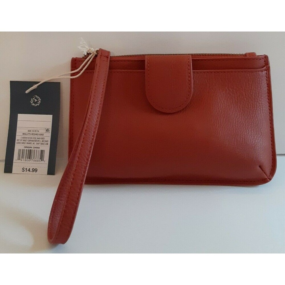 Universal Thread Women Purse/Wristlet - Faux Leather - Brick Red/Coral